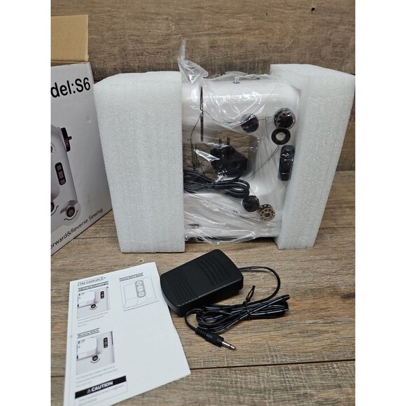 Portable Mini Sewing Machine Model S6 - Picture 3 of 6